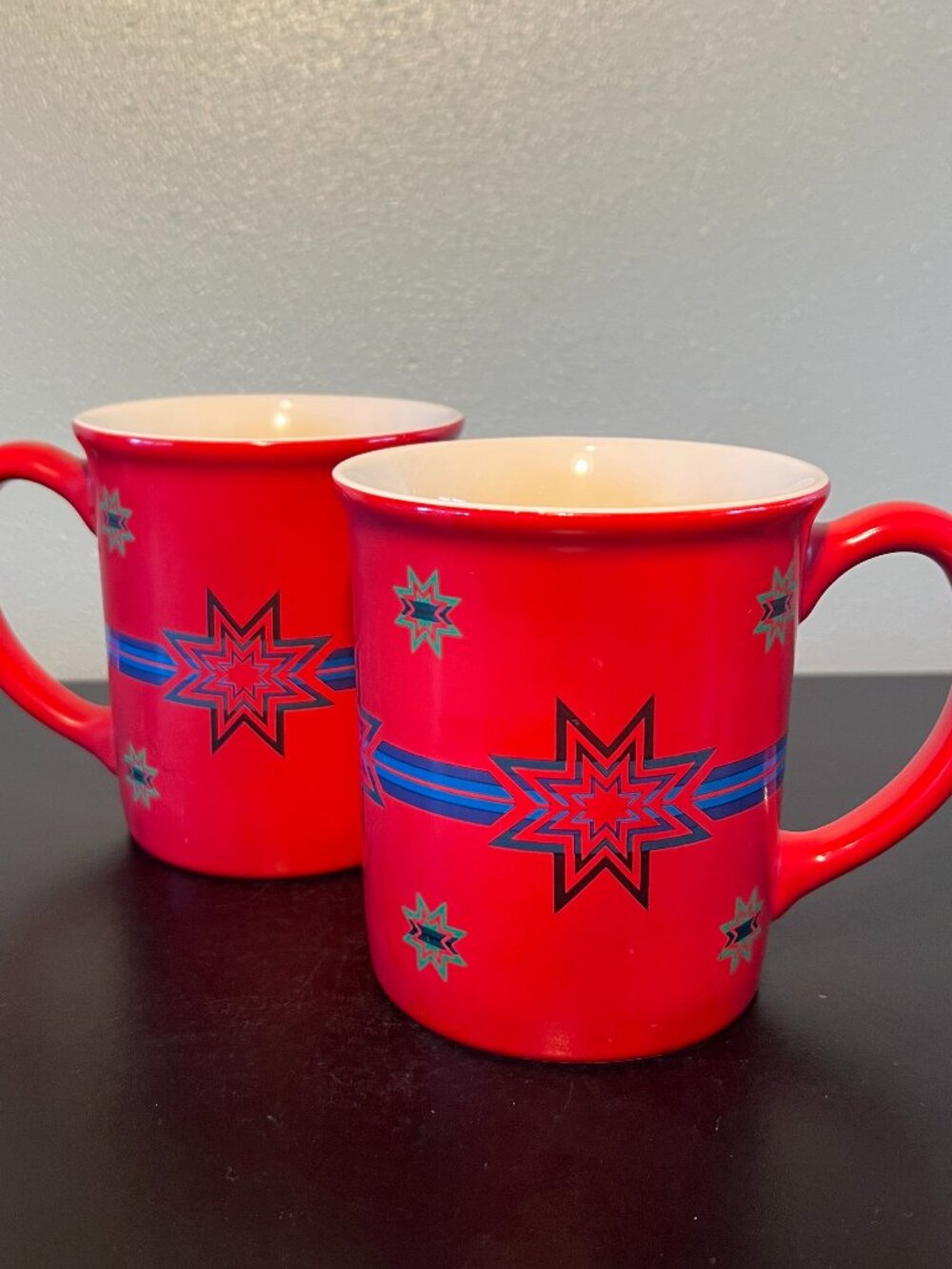 2 Pendleton Woolen Mills SIOUX STAR Mugs ~ Lakota ~ Native American ~ Southwest